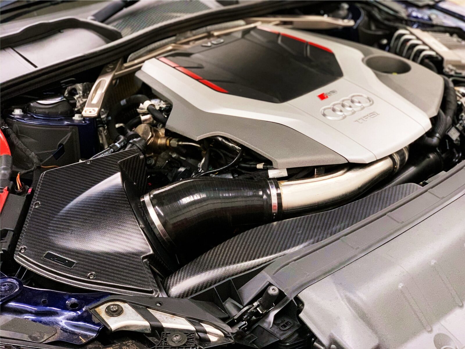 Carbon Fibre Air Intake System RS4/RS5 (B9) 2.9 V6 TFSI - VWR1241RS4 - Image 11