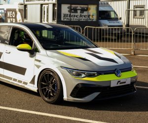 Racingline Cup Edition 'Evo' 18&Quot; X 8.5&Quot; (Et45) Gloss Black Alloy Wheel 10 Racingline Cup Edition Evo Wheels Vwr610010 6 1