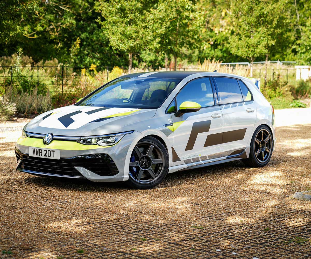 Racingline Vwr R-06 18X8.5 (Et44) Flow Formed Gloss Gunmetal Wheel 13 Racingline Vwr R-06 18X8.5 (Et44) Flow Formed Gloss Gunmetal Wheel - Image 13