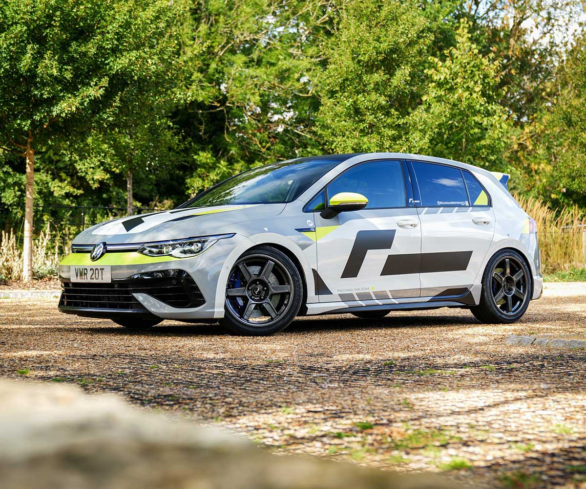 Racingline Vwr R-06 18X8.5 (Et44) Flow Formed Gloss Gunmetal Wheel 9 Racingline Vwr R-06 18X8.5 (Et44) Flow Formed Gloss Gunmetal Wheel - Image 9