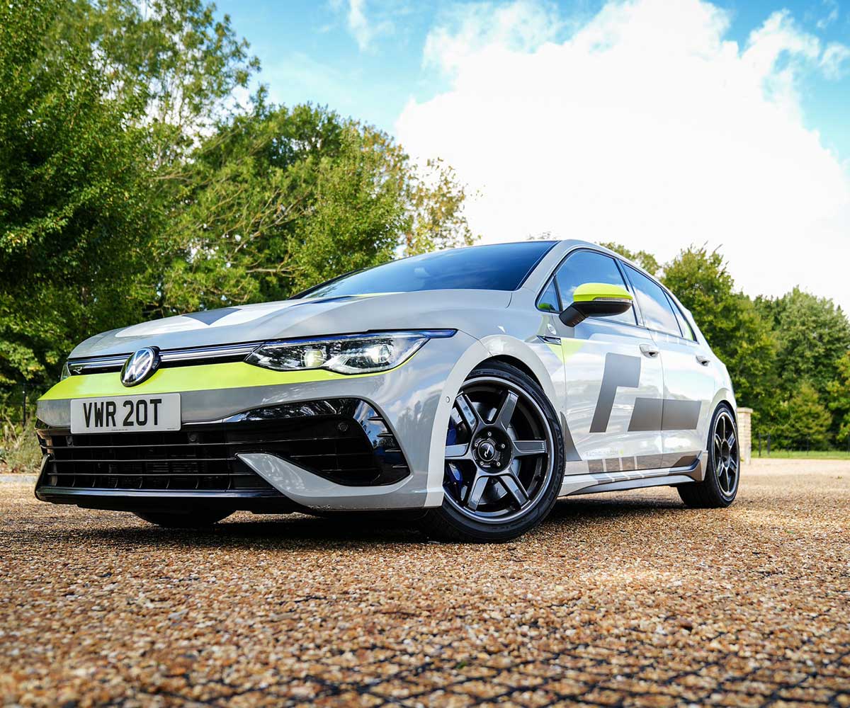 Racingline Vwr R-06 18X8.5 (Et44) Flow Formed Gloss Gunmetal Wheel 10 Racingline Vwr R-06 18X8.5 (Et44) Flow Formed Gloss Gunmetal Wheel - Image 10